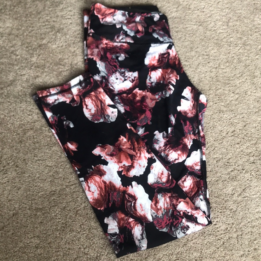 Victoria Secret workout pants XL long!